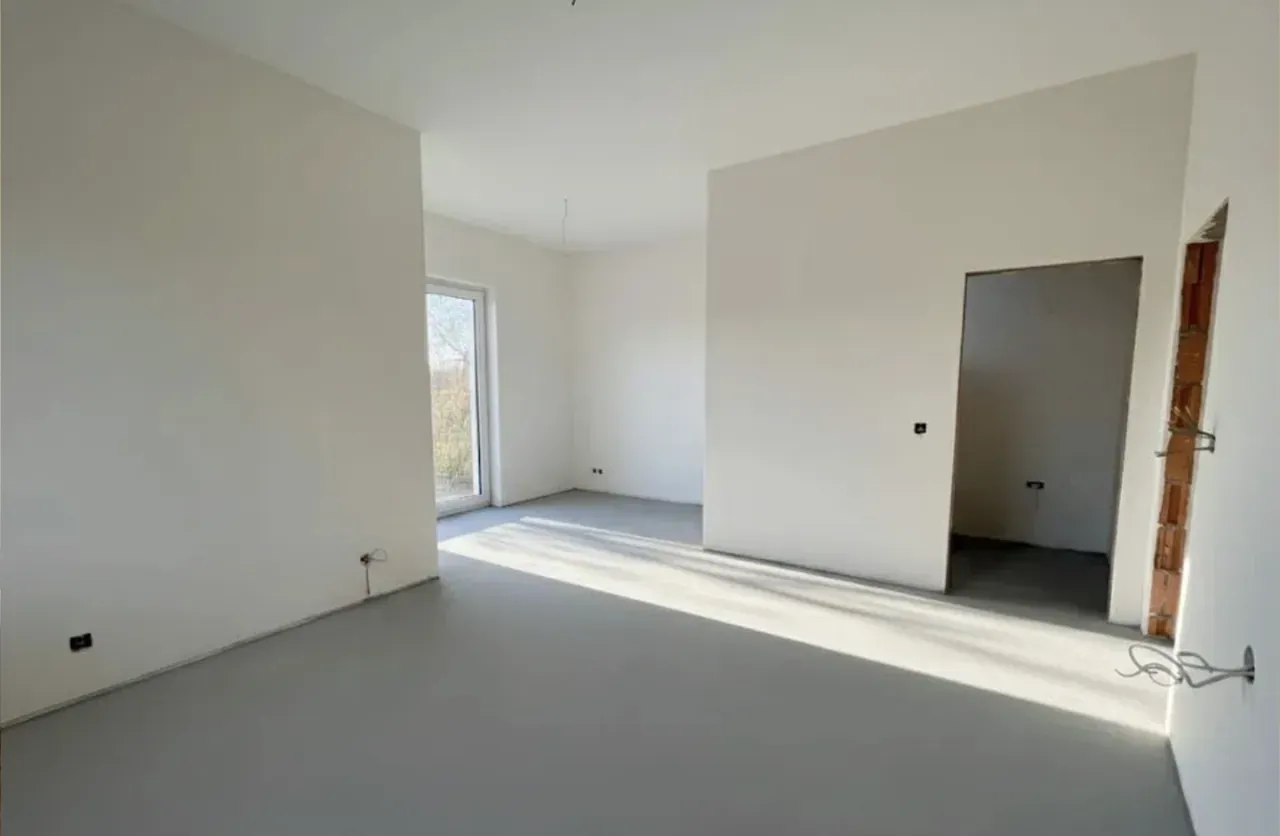 Studio · Mokotów before